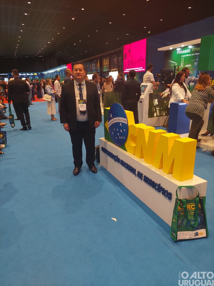 Marcha a Brasília em Defesa dos Municípios reúne prefeitos da região