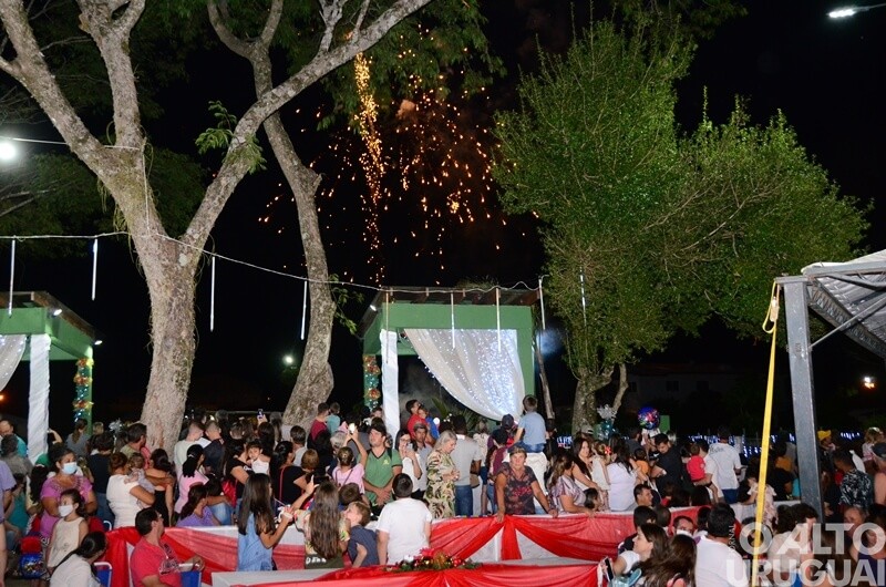 Programação de Natal reúne famílias em Caiçara