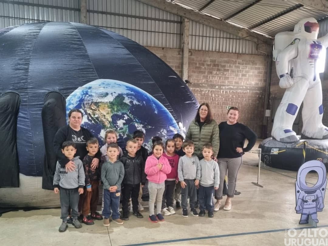 Vista Alegre recebe planetário itinerante