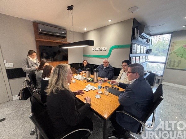 ADI Multimídia e Simers debatem papel da comunicação e vínculo com as comunidades