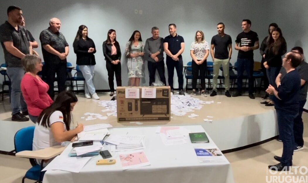 Associação Comercial de Ametista do Sul apresenta nova diretoria em assembleia