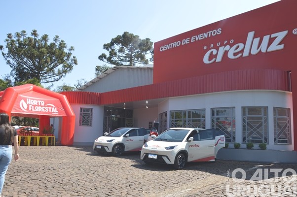 Evento realizado pela Creluz em Pinhal marca o Dia da Árvore