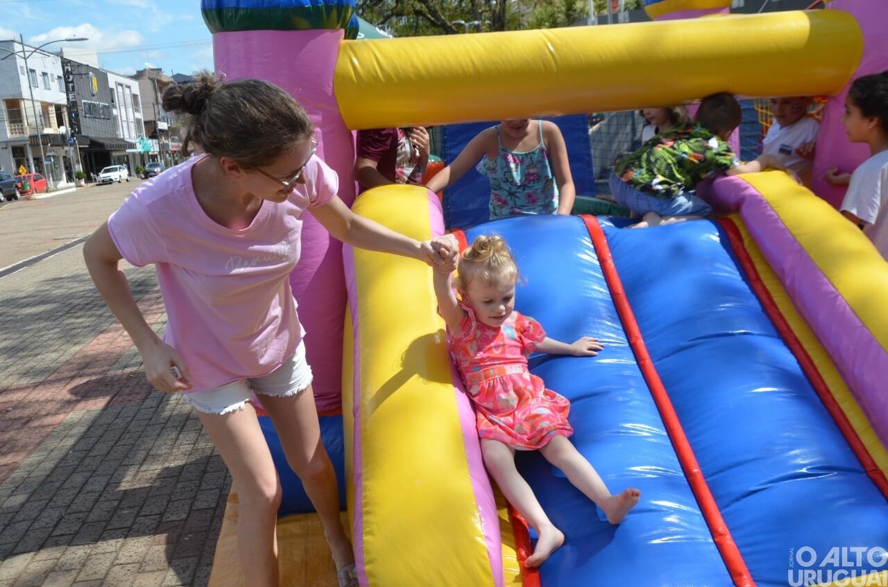 Ação da Administração de FW em alusão ao Dia das Crianças reúne grande público