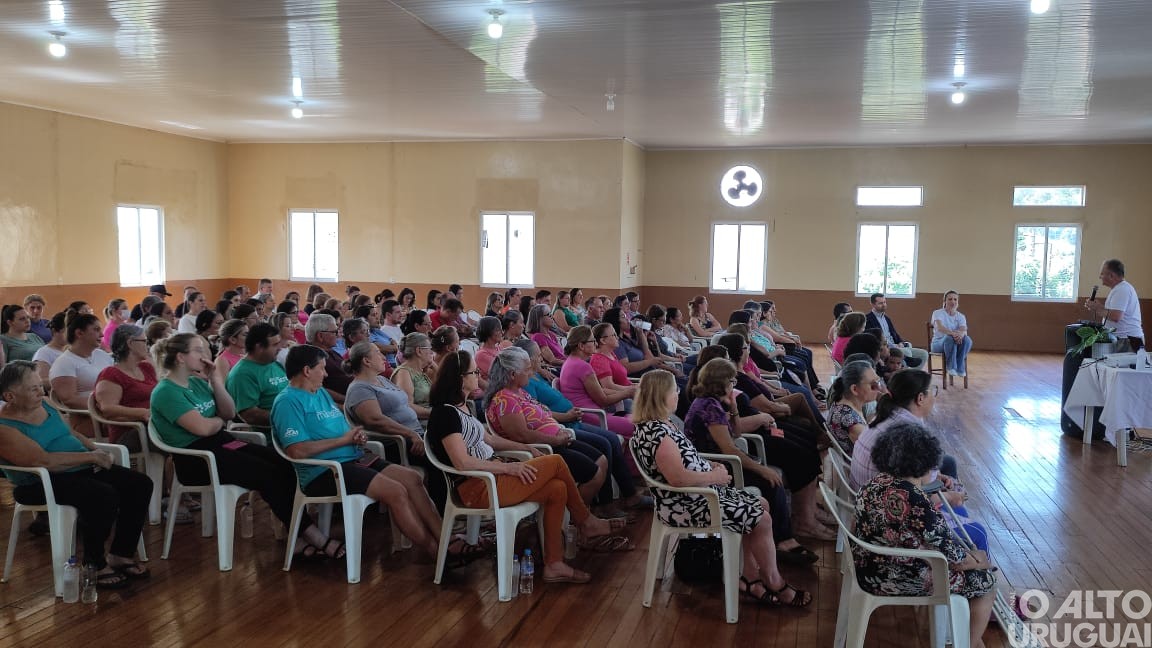 1º Encontro da Saúde da Mulher e do Homem é realizado em Pinhal