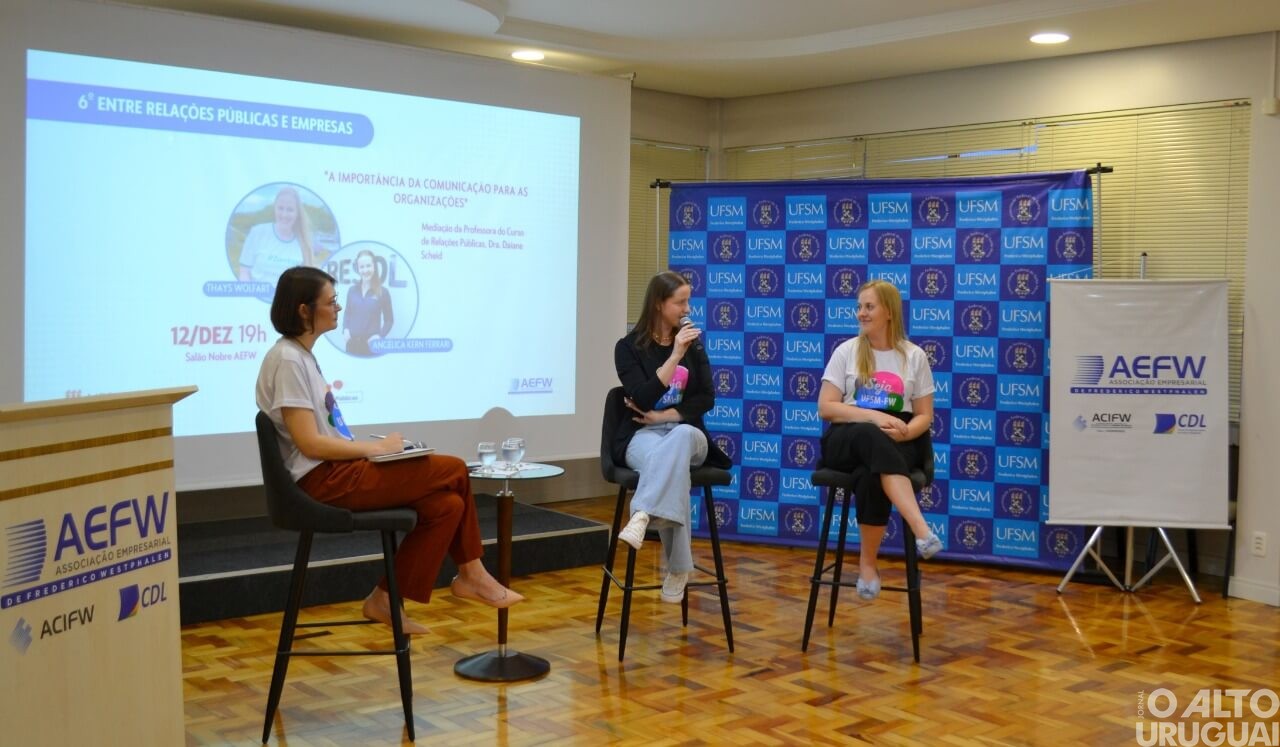Turma da UFSM/FW realiza 6º Entre Relações Públicas e Empresas na AEFW