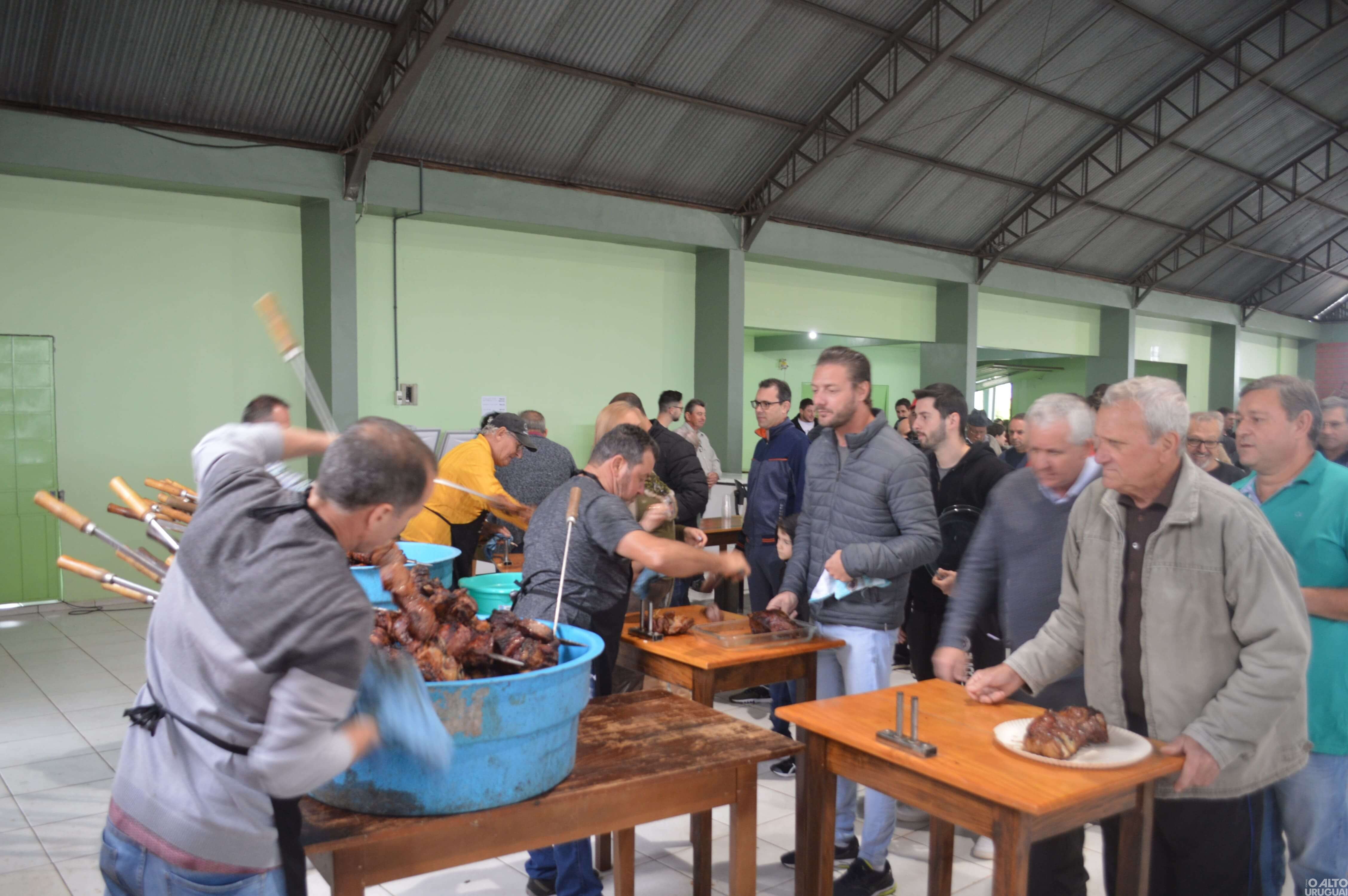 Festa de Nossa Senhora Aparecida ocorre em FW