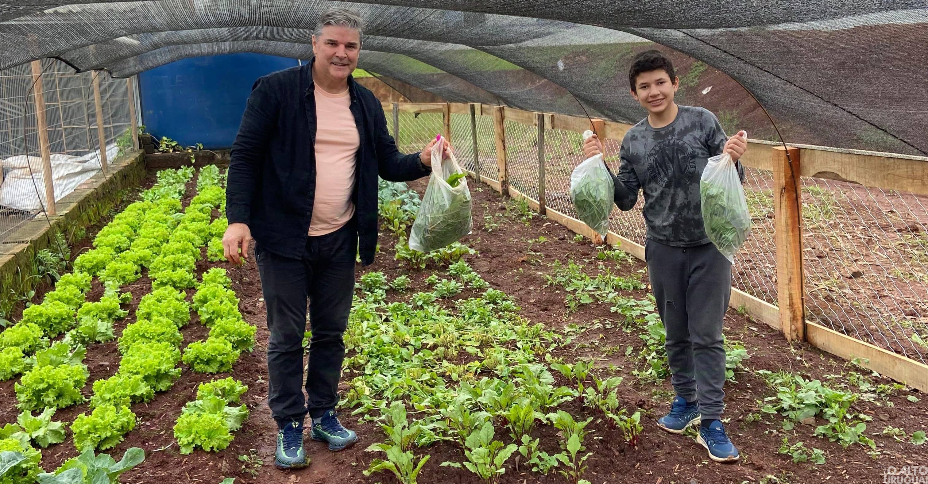 Projeto “Horta Escolar” é desenvolvido na Escola Pedro de Bem Aires de Jaboticaba