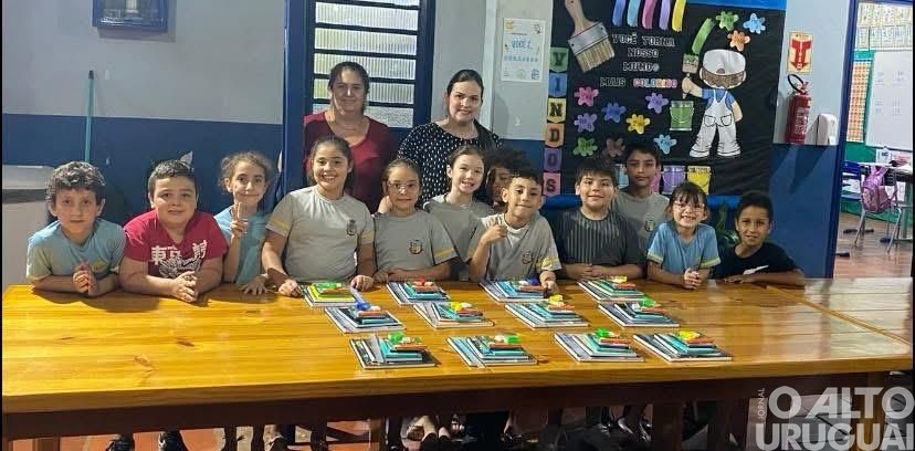 Entregues mais de 1,2 mil kits de materiais escolares aos alunos da rede municipal de Seberi