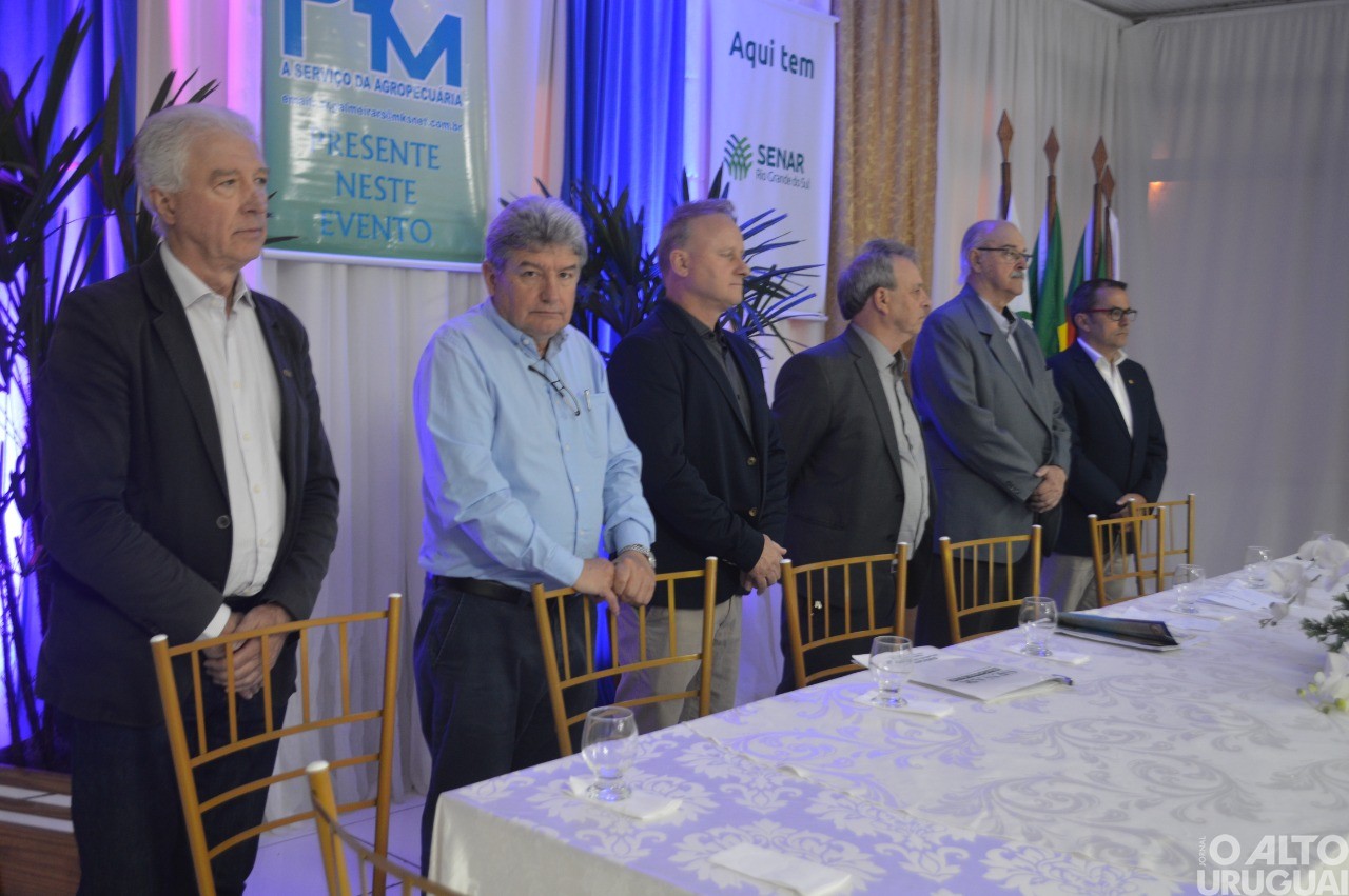 Ivonei Librelotto toma posse como presidente do Sindicato Rural de Palmeira das Missões