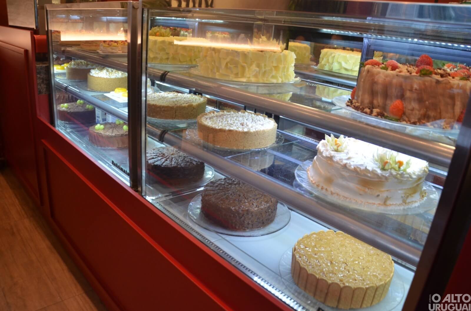 Vitrola reinaugura espaço gourmet e lança novo cardápio 