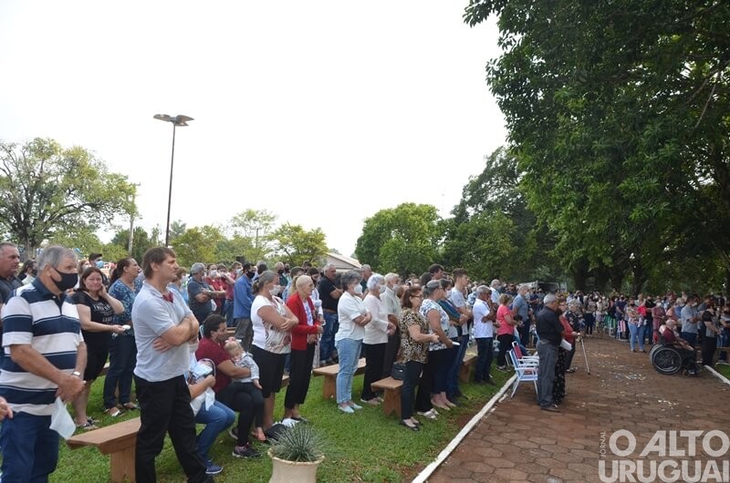 Nossa Senhora de Lourdes é homenageada no distrito de Osvaldo Cruz