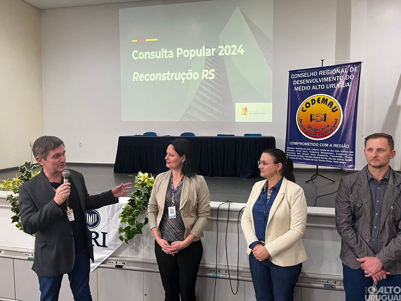 Lideranças participam do lançamento da Consulta Popular em FW