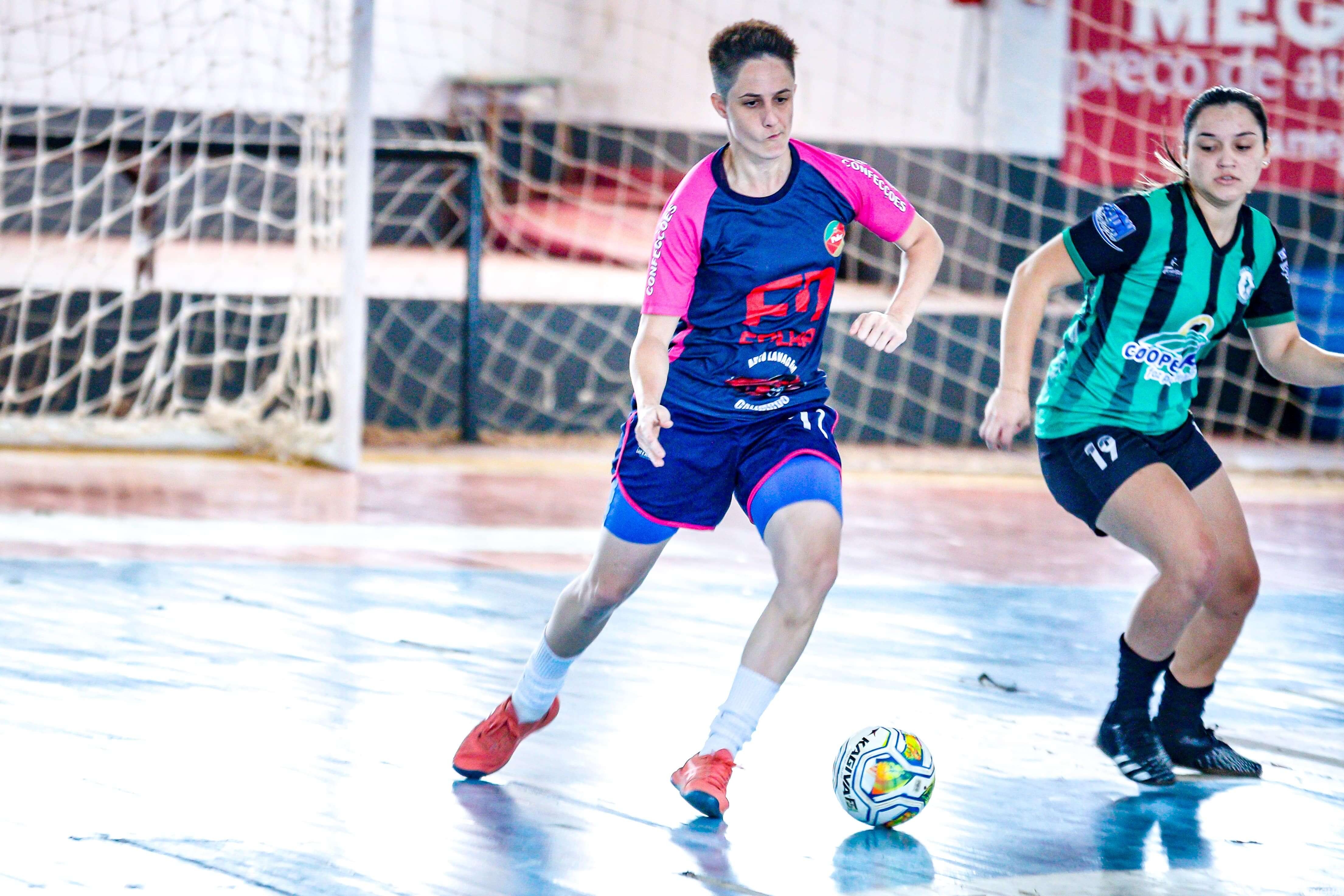 Torneio de futsal feminino movimenta equipes da região