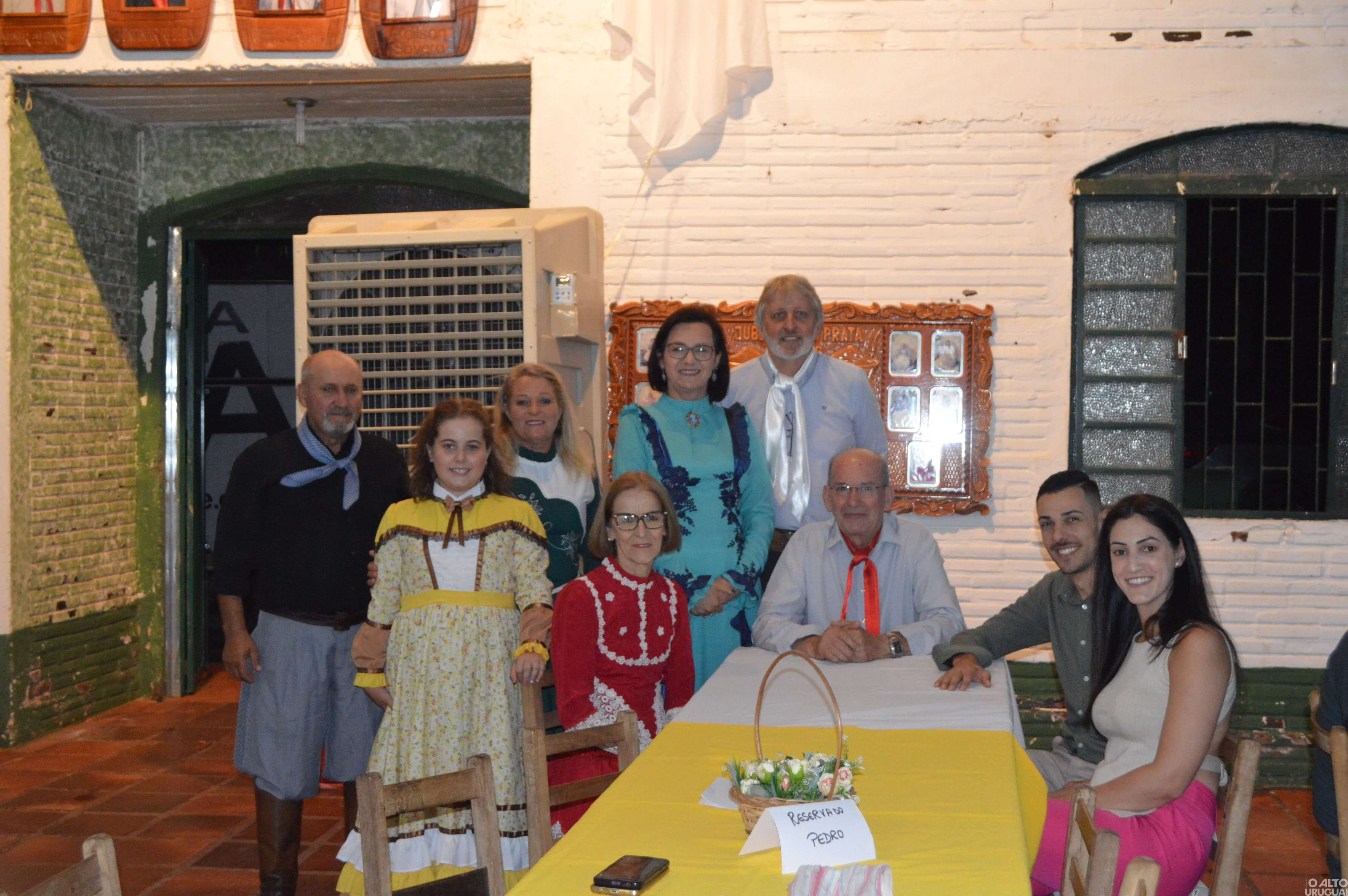 Diego Bertoletti da Rocha toma posse como patrão do CTG Rodeio da Querência