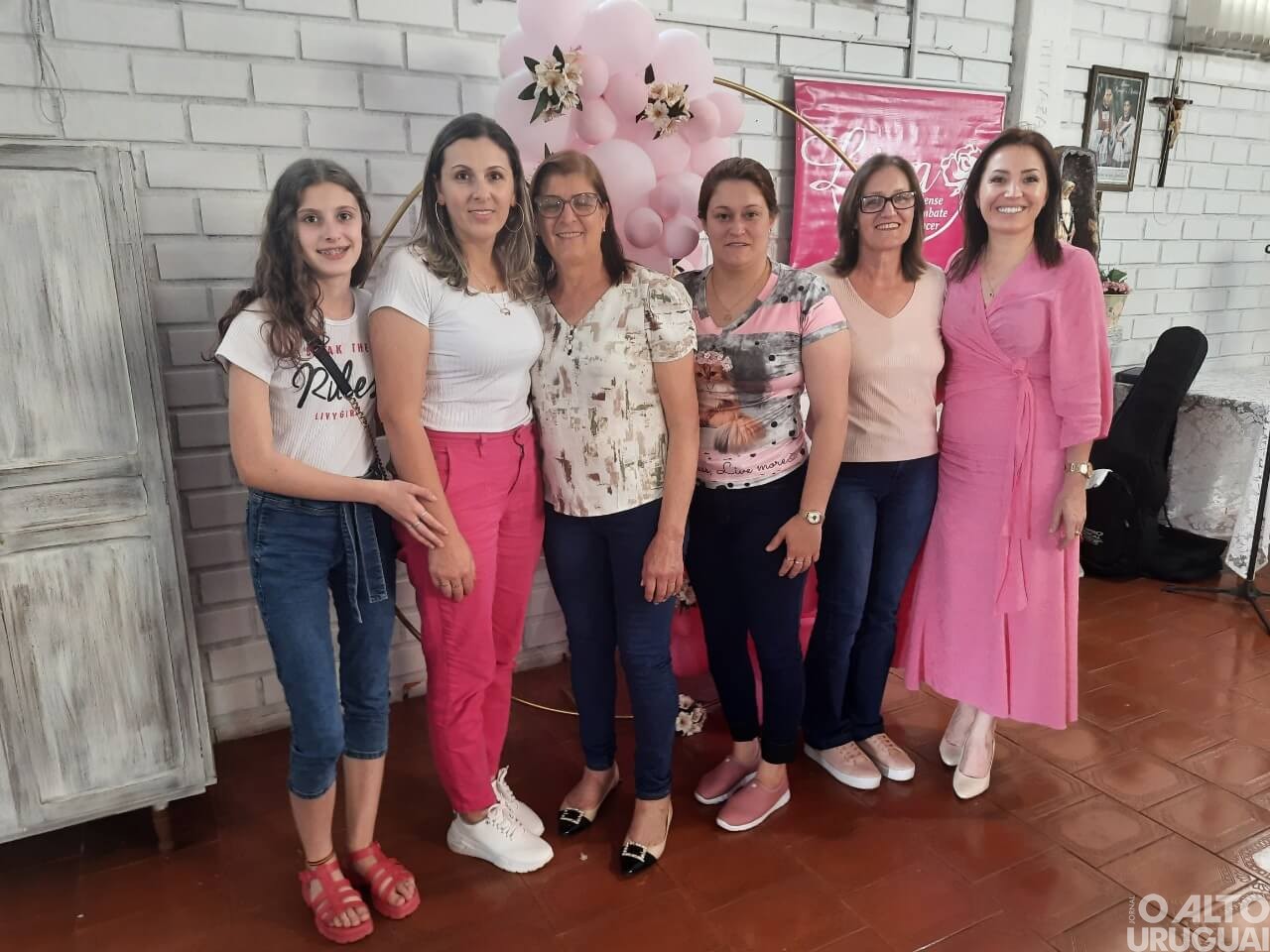Chá da Liga reúne mulheres em Rodeio Bonito