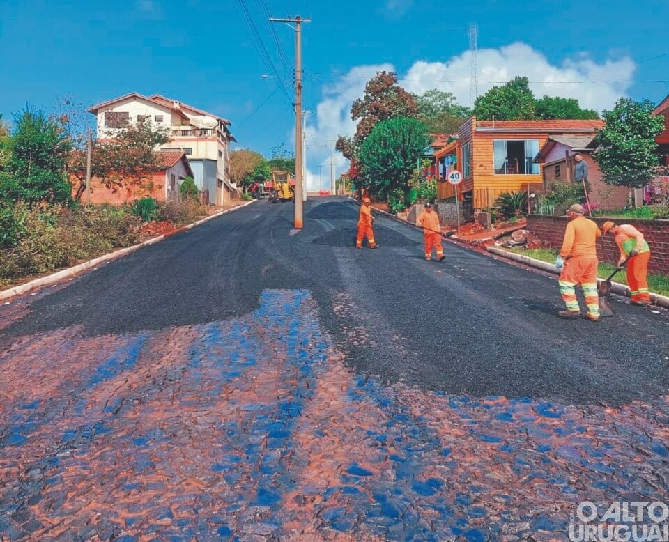 Obras de calçamento melhoram a mobilidade em Dois Irmãos das Missões