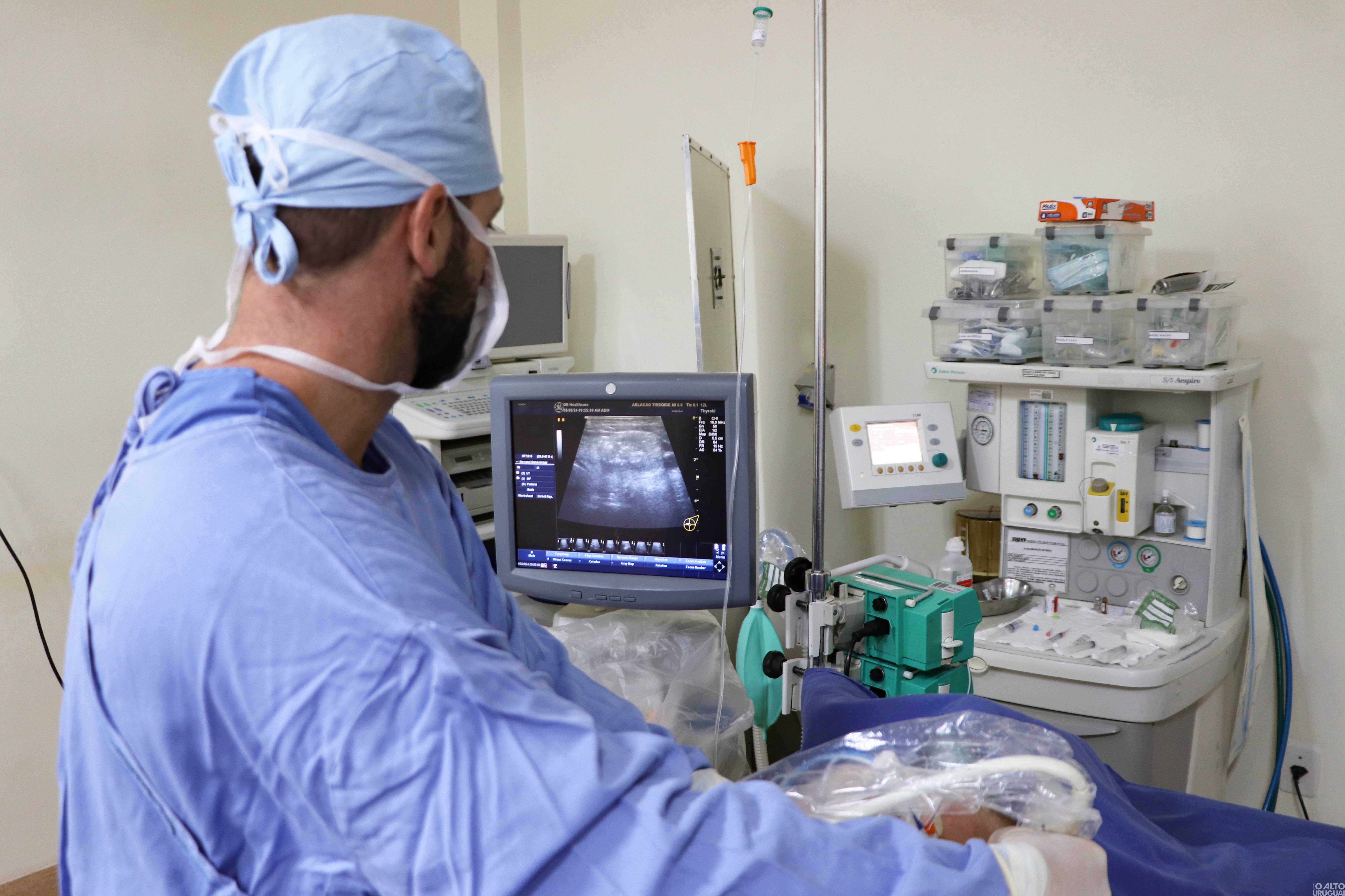 Procedimento no HSVP pode reduzir 80% do volume dos nódulos da tireoide