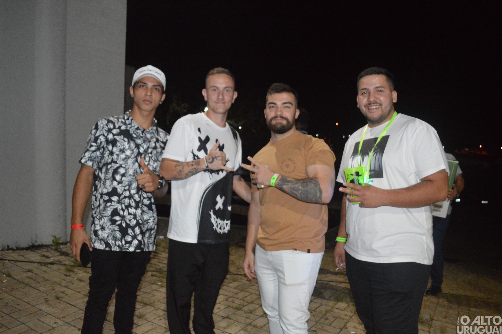 Sertanejo Luan Pereira reúne grande público em show em FW