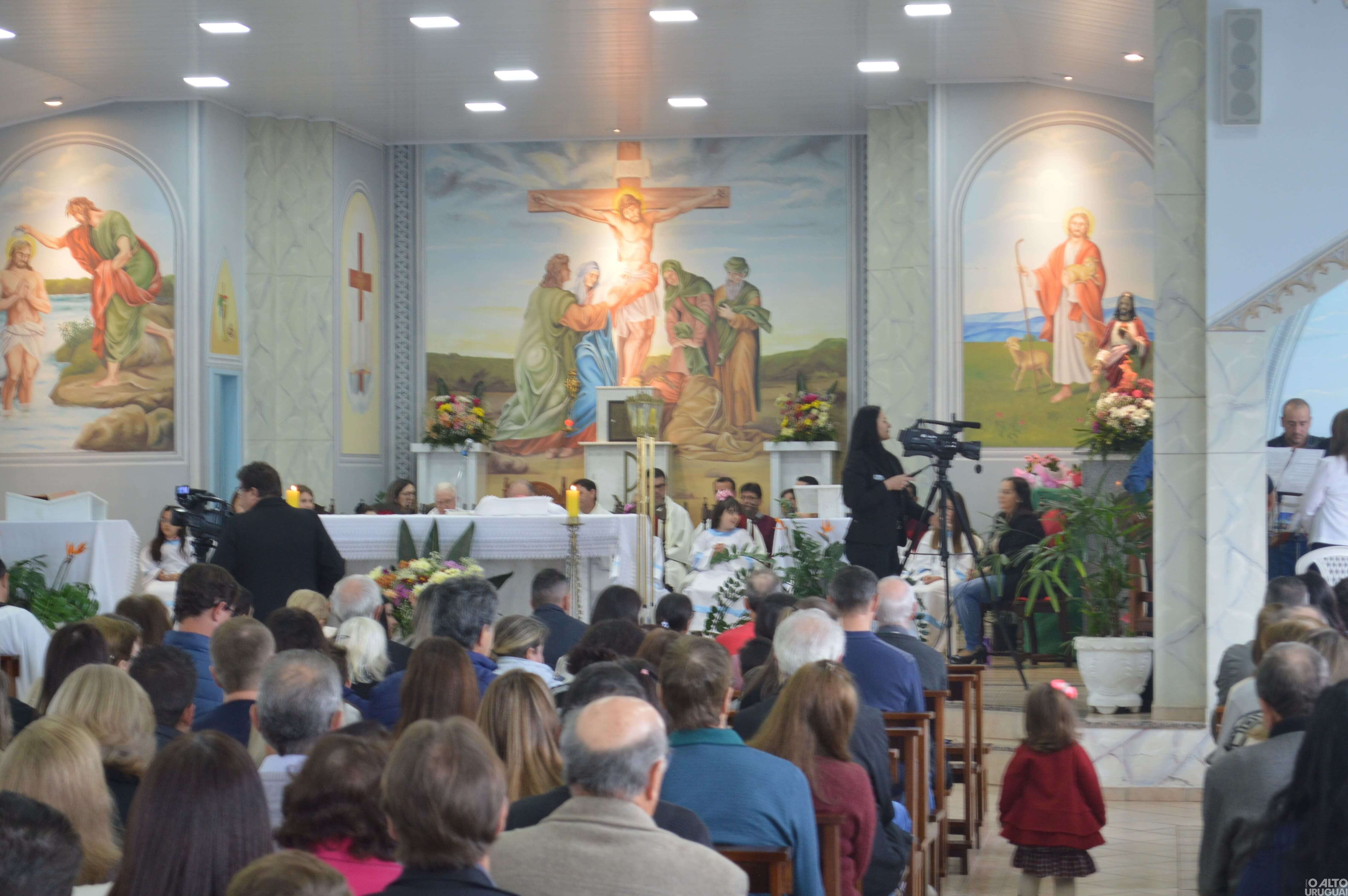 Festa de Nossa Senhora Aparecida ocorre em FW