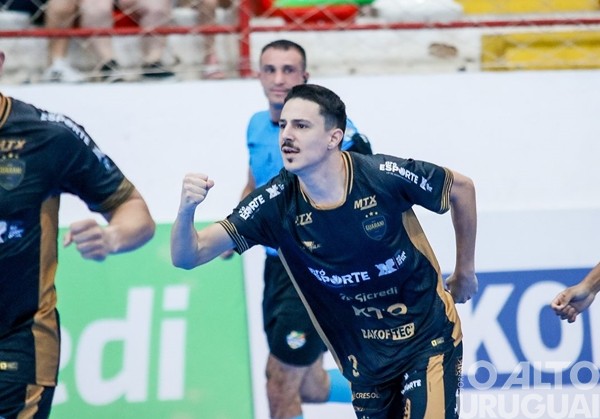 Guarani vence de goleada AEF pelas oitavas de final