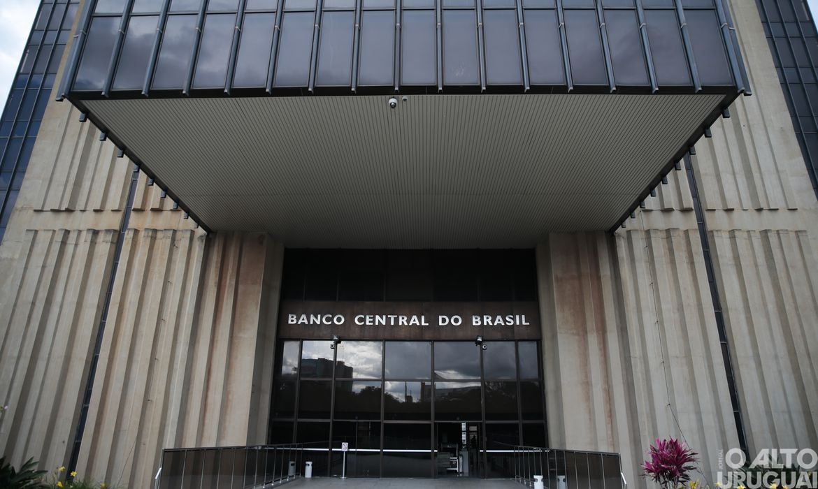 Mercado diminui projeção para crescimento da economia em 2021