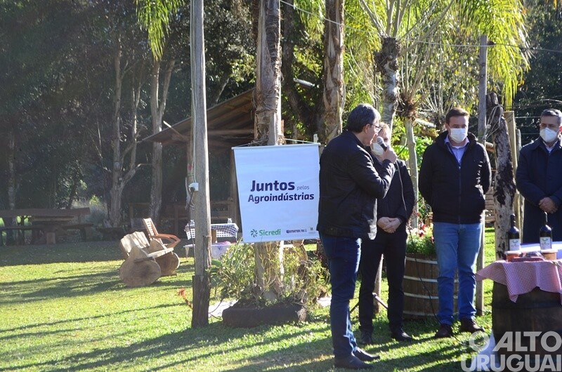 Planos de trabalho qualificarão mais de 150 agroindústrias da região