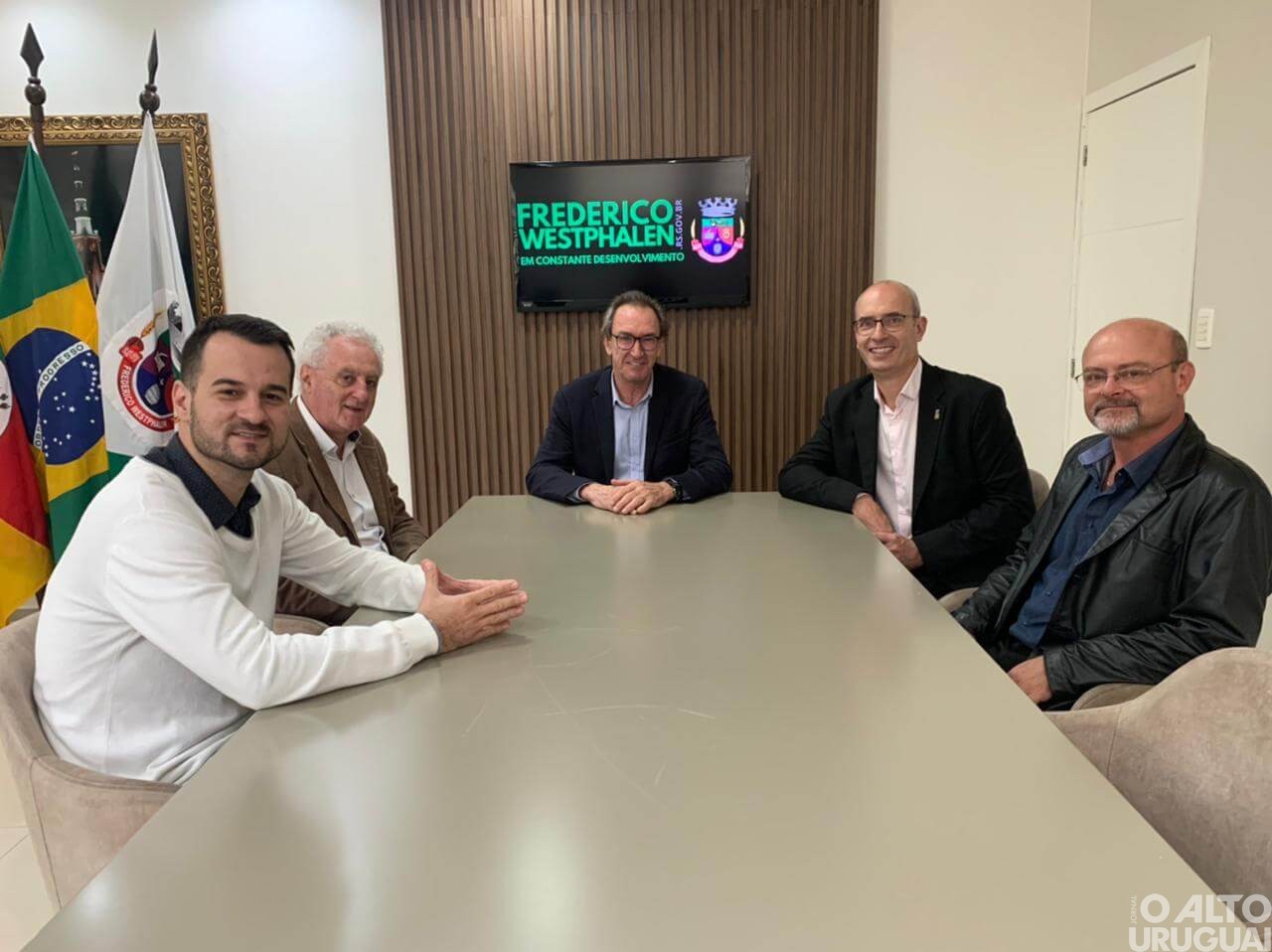 Novo reitor da UFSM visita campus de FW