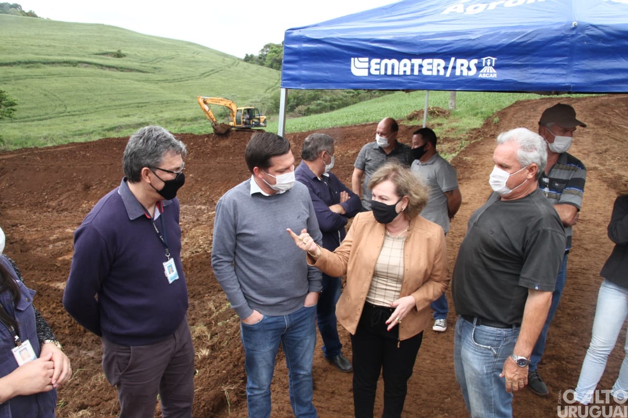 Viveiros para piscicultura beneficiam produtores da região