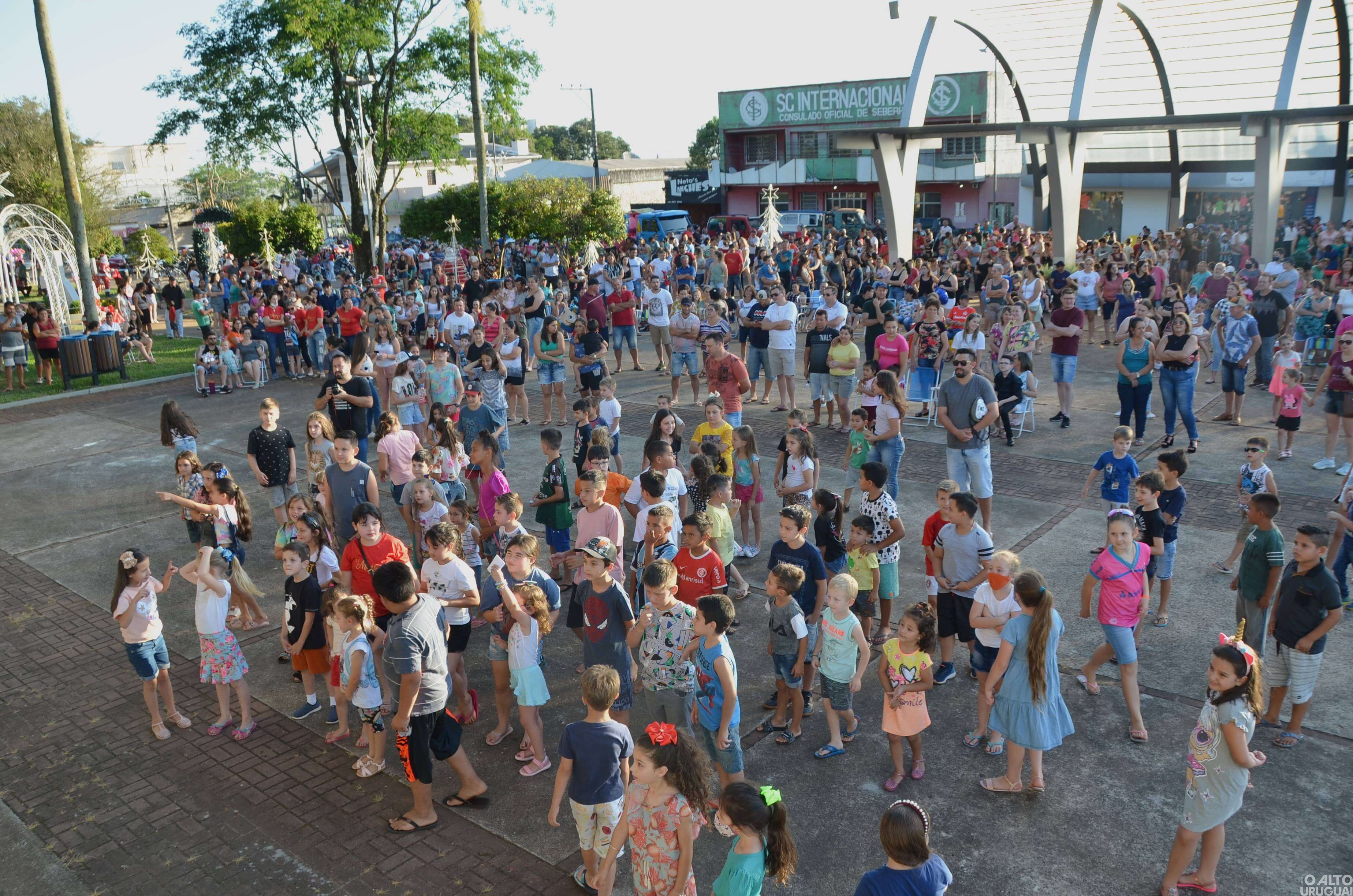 Chegada do Papai Noel marca o início da programação de Natal em Seberi