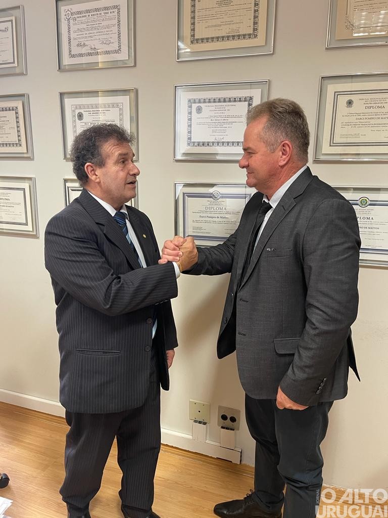 Lideranças de Pinhal viajam a Brasília