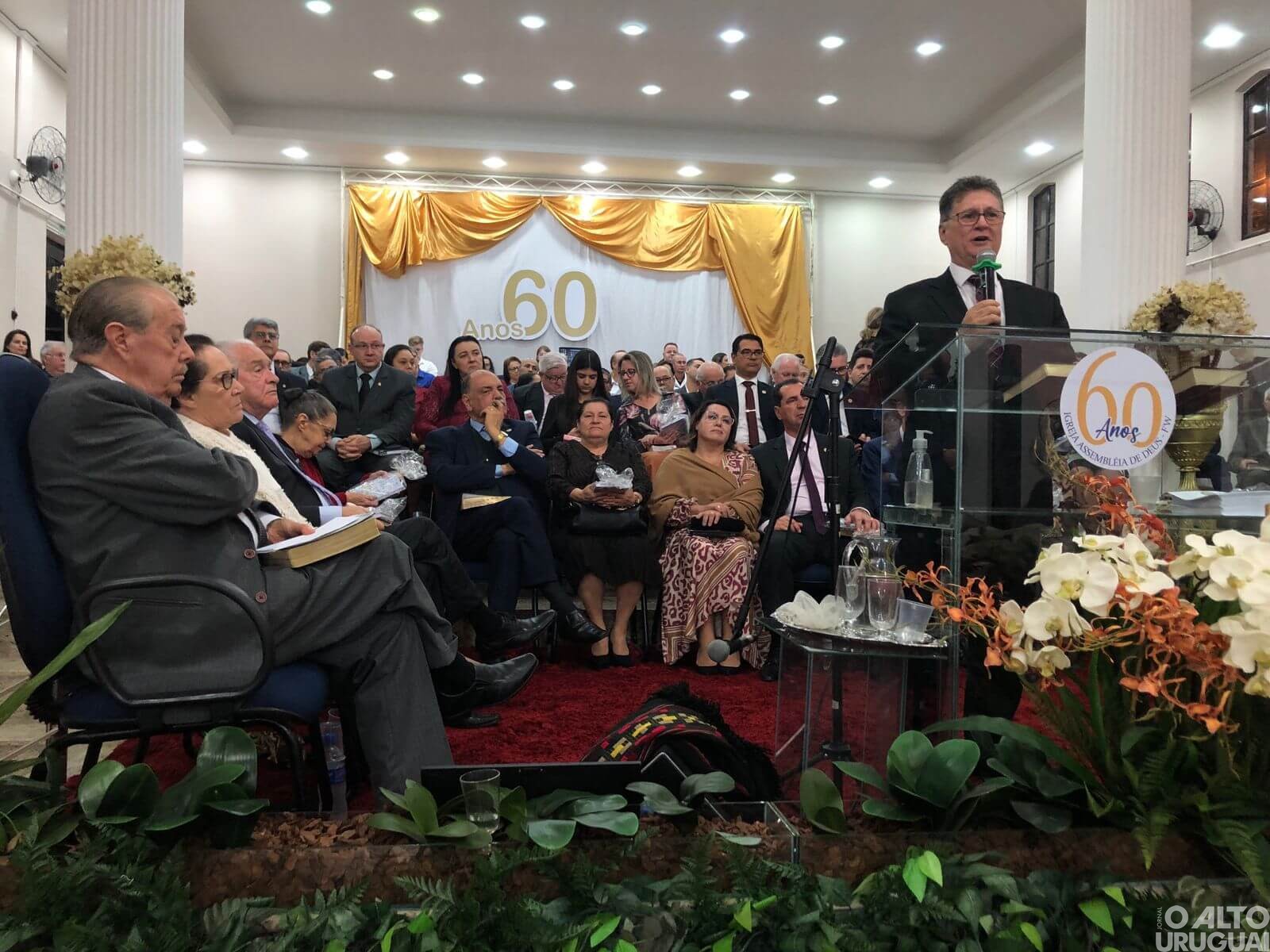 Pastor Pery Brizolla é homenageado em culto
