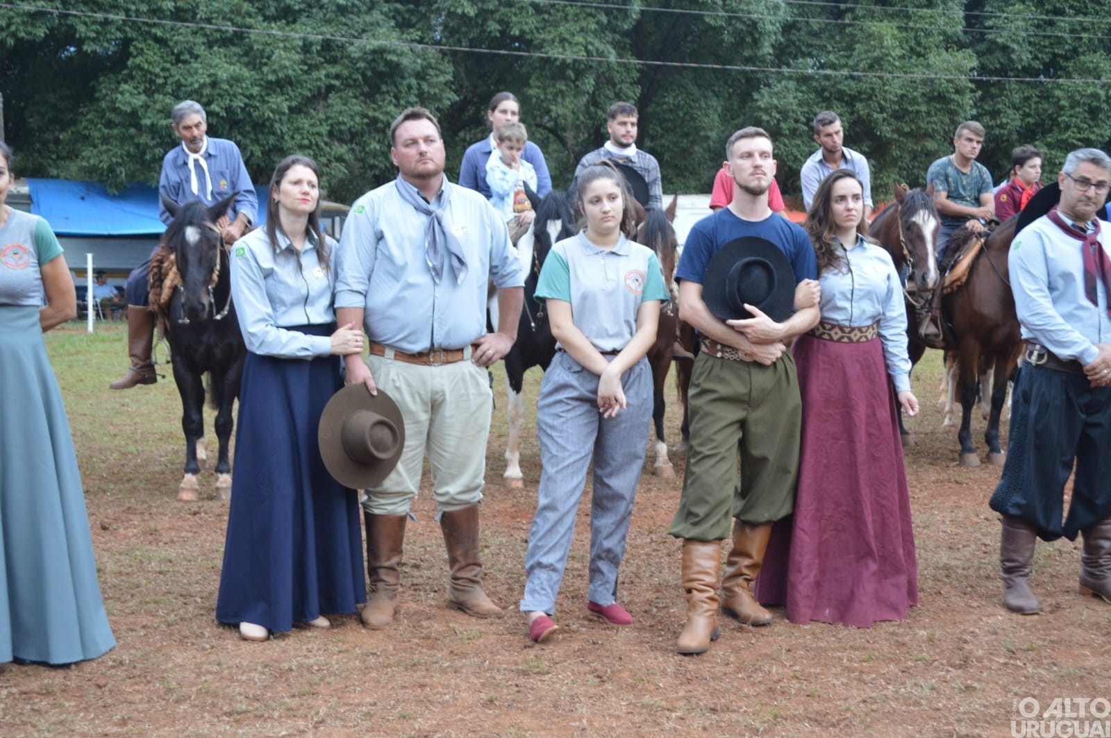 Oração da Ave Maria também marca segundo dia do Rodeio Crioulo de FW