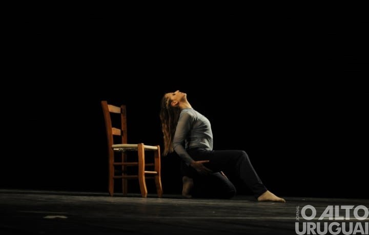 Em Cena Centro de Dança recebe premiações no Santa Maria em Dança