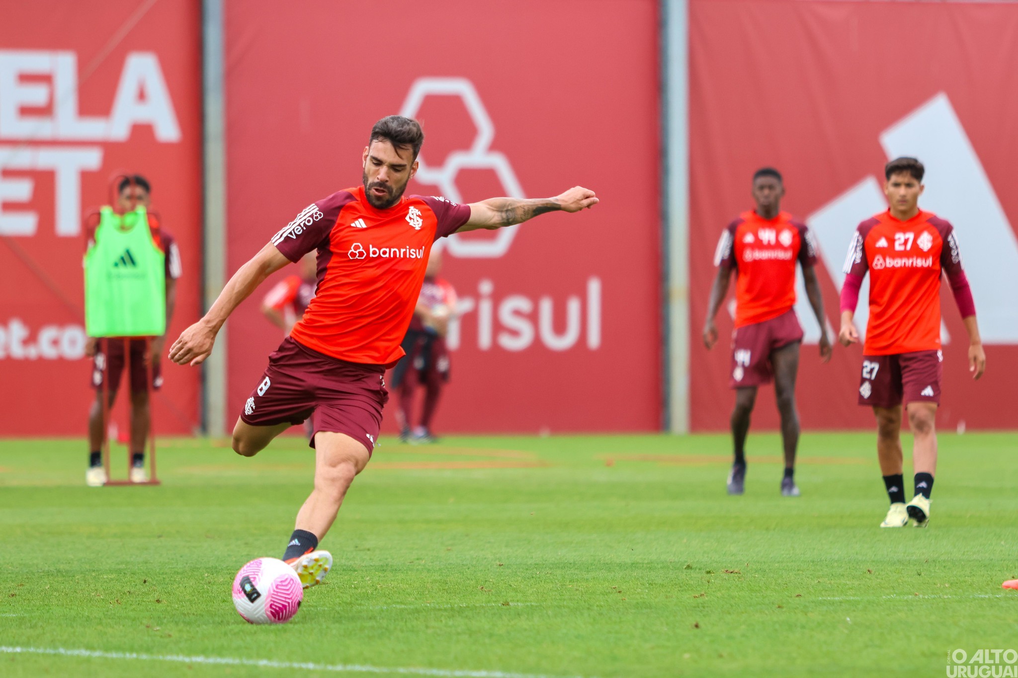 Internacional enfrenta o Vasco da Gama