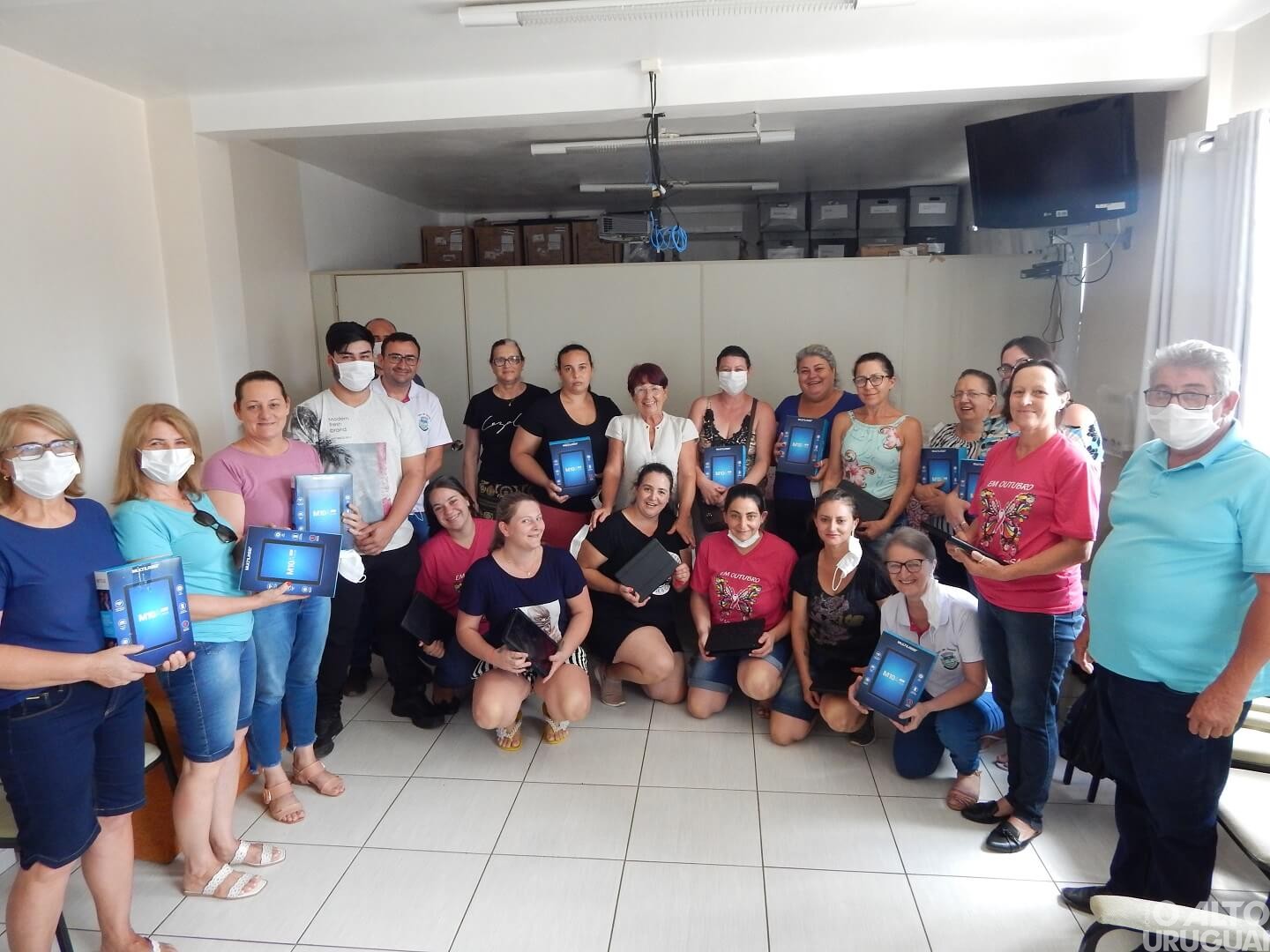 Palmitinho: agentes comunitárias de saúde recebem tablets