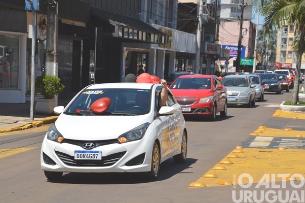 Bandas da Escola Cardeal Roncalli conquistam cinco títulos de campeãs e três de vice-campeãs em SC