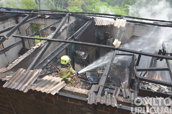 FW: Bombeiros atendem mais um incêndio em residência