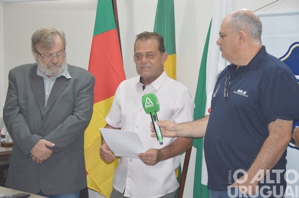 Prefeitura de FW apresenta selo e programação comemorativos aos 70 anos