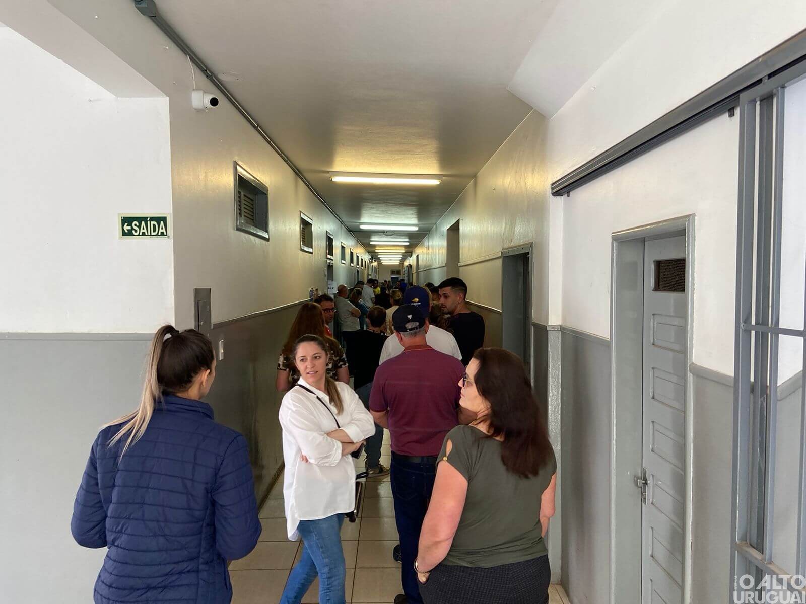 Votações seguem tranquilas na tarde deste domingo em FW