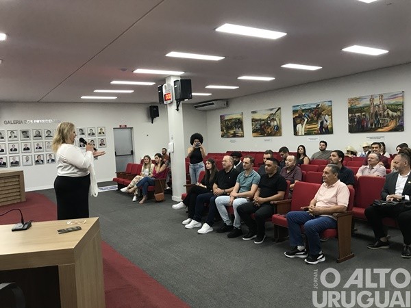 Programação marca o início do ano legislativo em FW