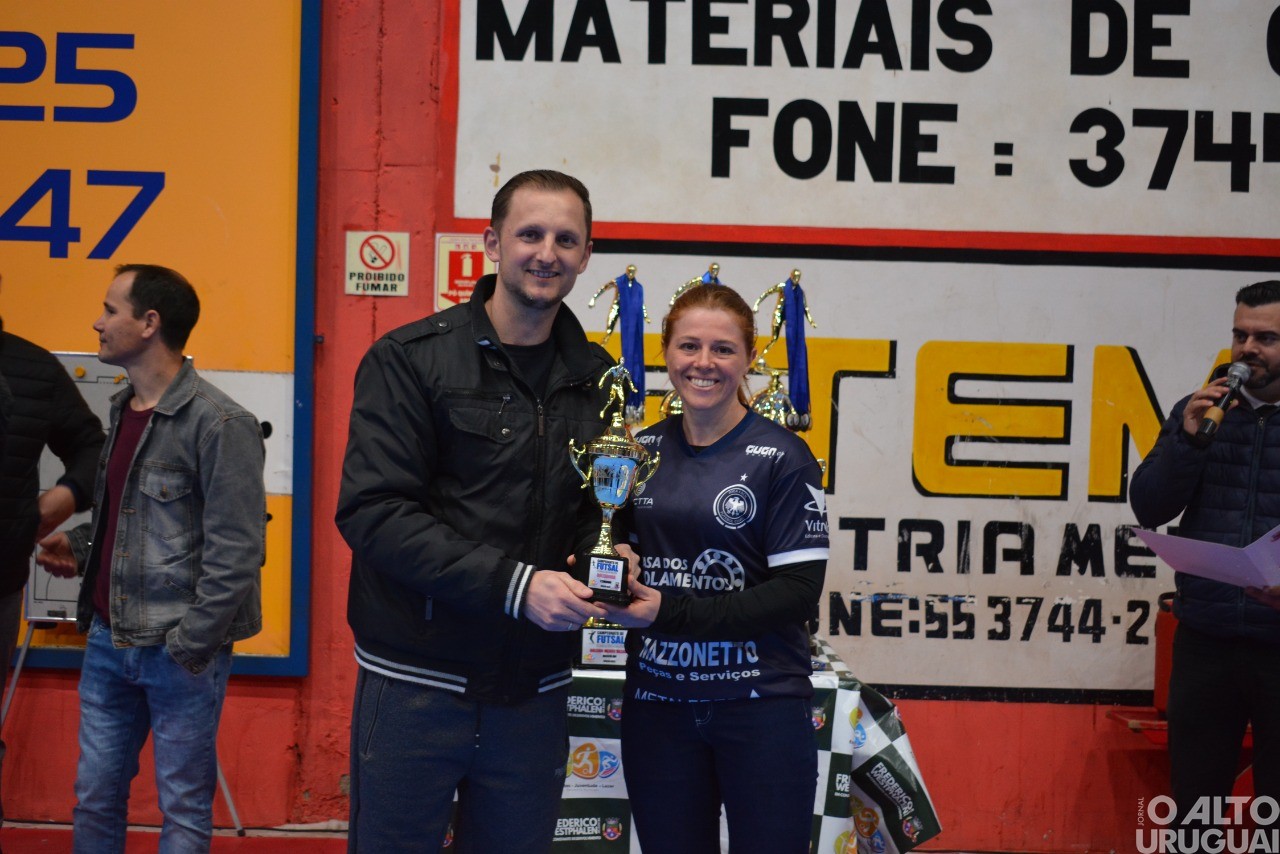 Castelinho é campeão do Municipal de Futsal de FW