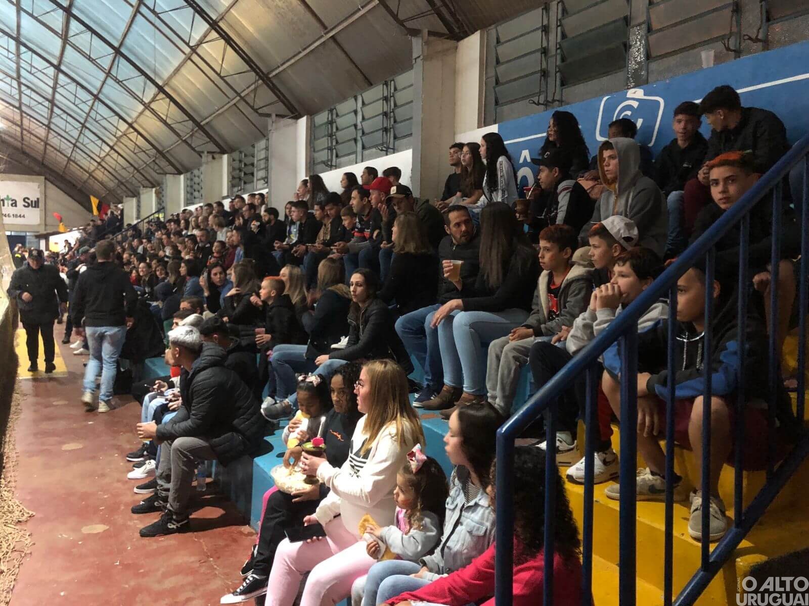 Afucs derrota o Atlec e abre vantagem