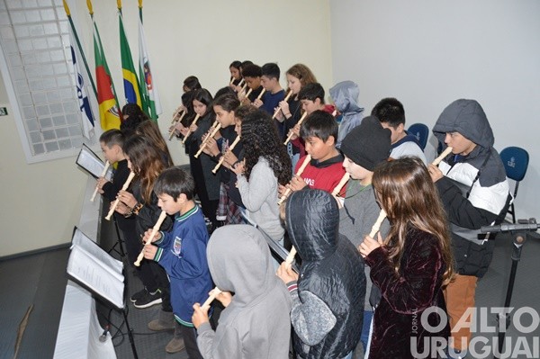 Frederico Westphalen debate excelência e avaliação no ensino público