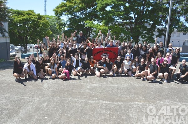 Bandas da Escola Cardeal Roncalli conquistam cinco títulos de campeãs e três de vice-campeãs em SC