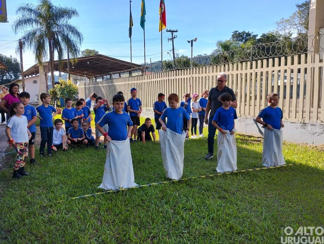 Escola Estadual Visconde de Taunay completa 90 anos de funcionamento
