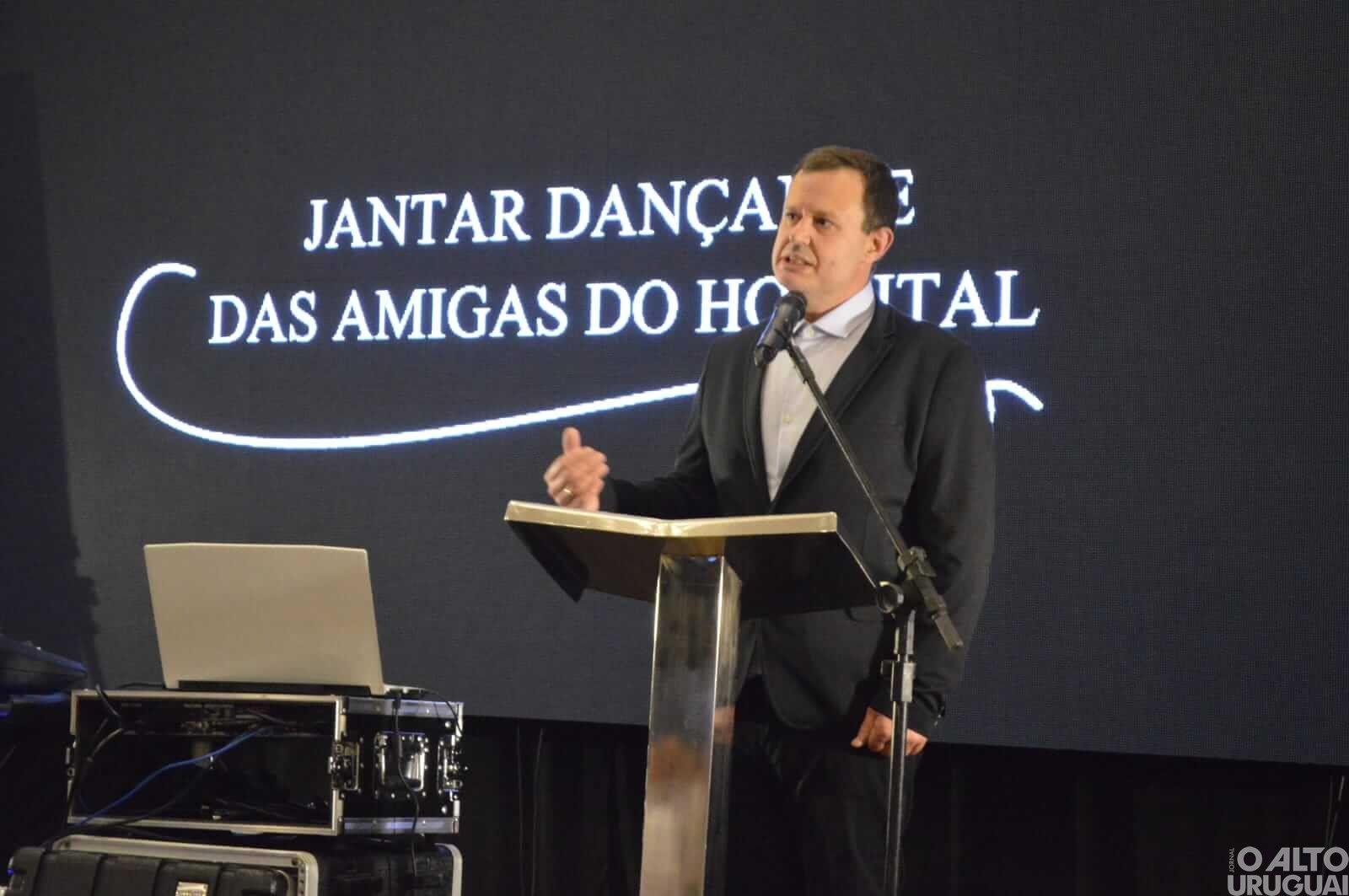 Jantar-dançante das Amigas do Hospital é realizado em Seberi