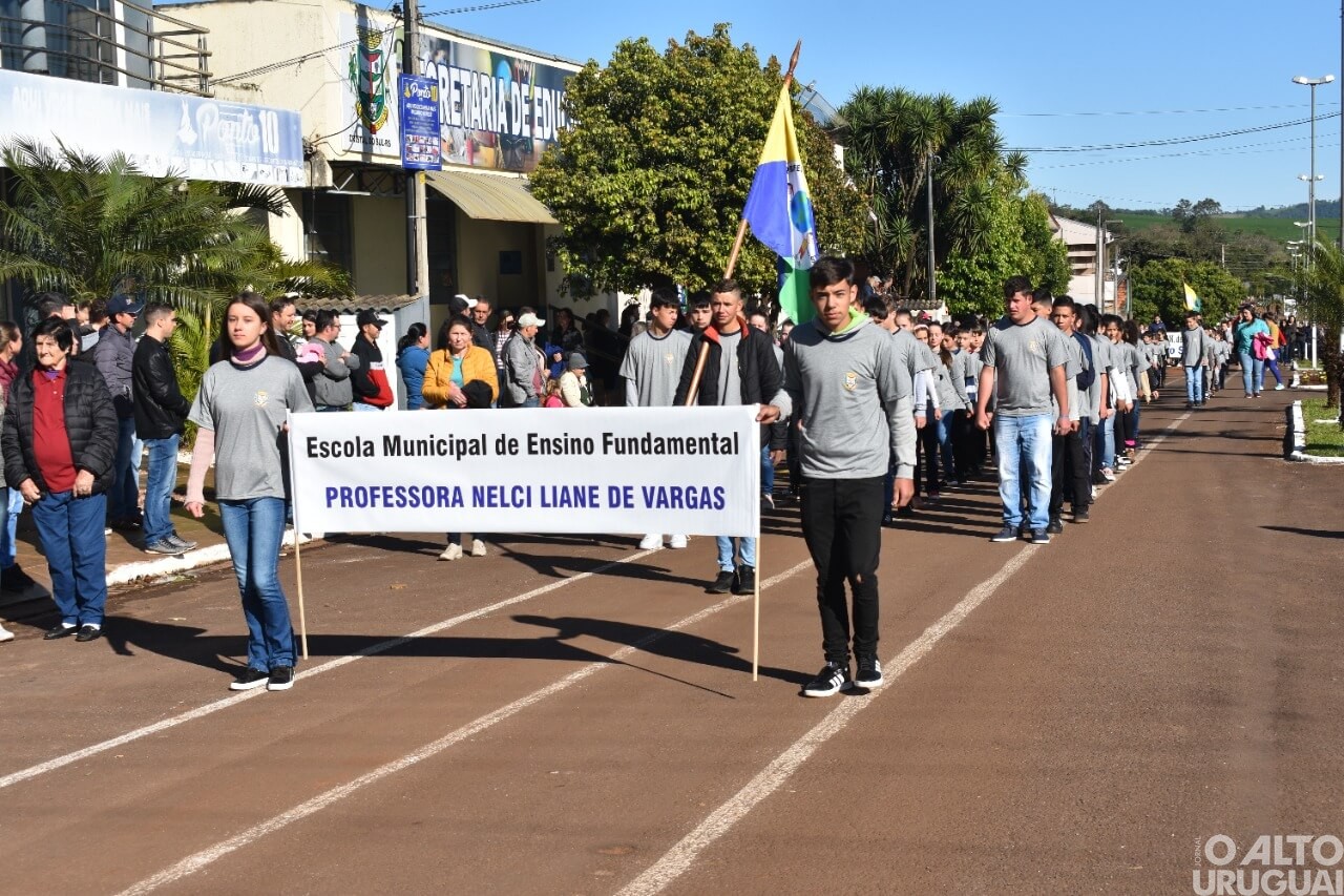 Cristal do Sul celebra Semana da Pátria e abre Semana Farroupilha