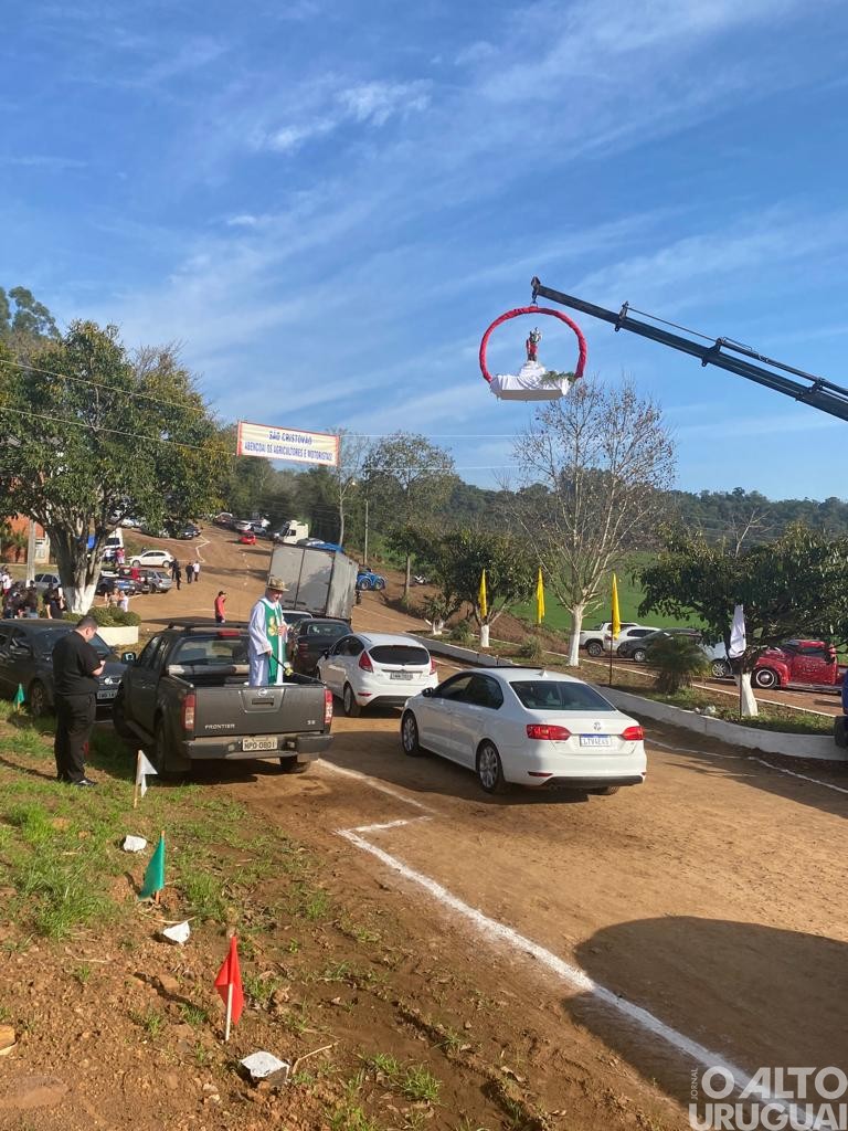 Rodeio Bonito celebra São Cristóvão com bênçãos aos colonos e motoristas