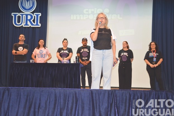 Caravana do Enem reúne mais de 600 estudantes na URI/FW