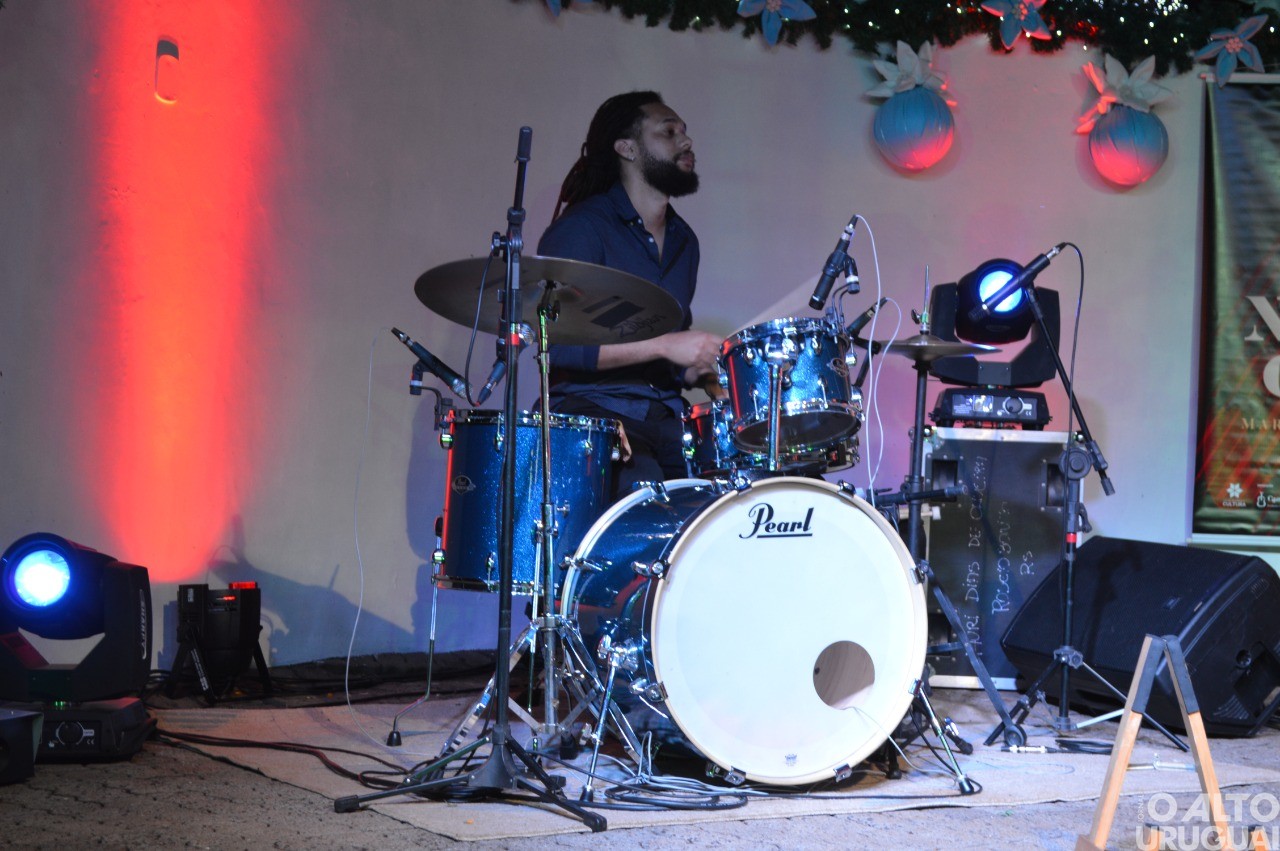 Acendimento de luzes marca a abertura do Natal em Rodeio Bonito
